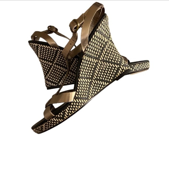 Dani Black Open Toe T Strap Ankle Closure Vero Cuoio Wedge Sandal Heels Size 9.5 - Picture 1 of 6